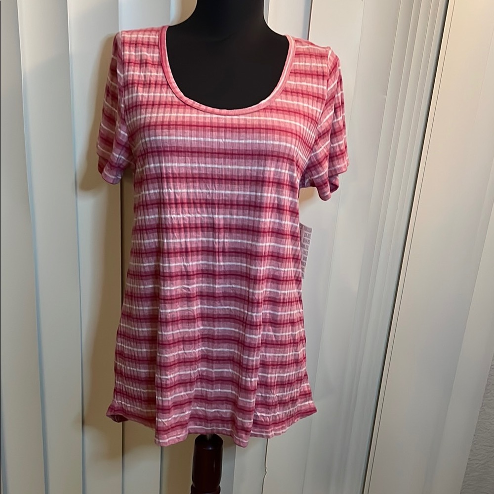 3/$25 LuLaRoe Classic T Pink Ribbed Short Sleeve